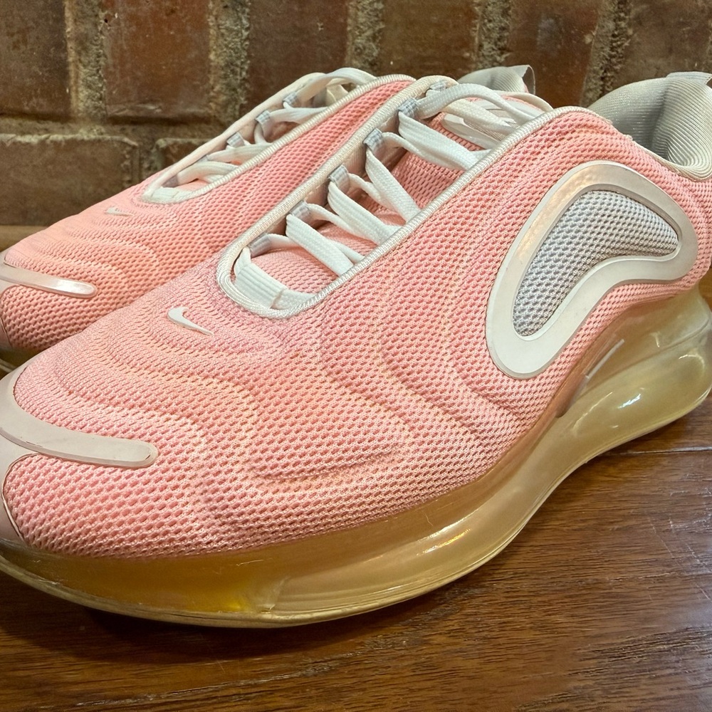 Nike Women's Pink Athletic Shoes